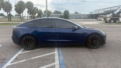 Deep Blue Metallic 2022 Tesla Model 3 Performance