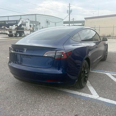 Deep Blue Metallic 2022 Tesla Model 3 Performance