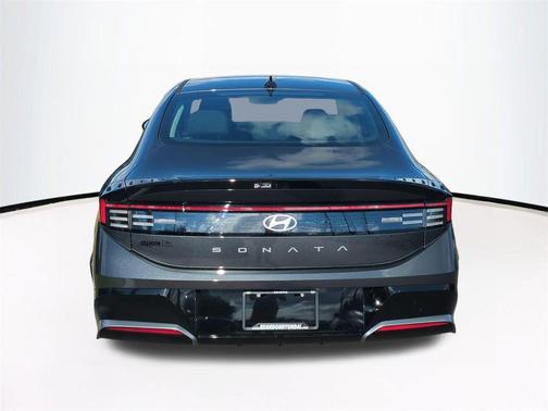 2026 Hyundai SONATA SEL