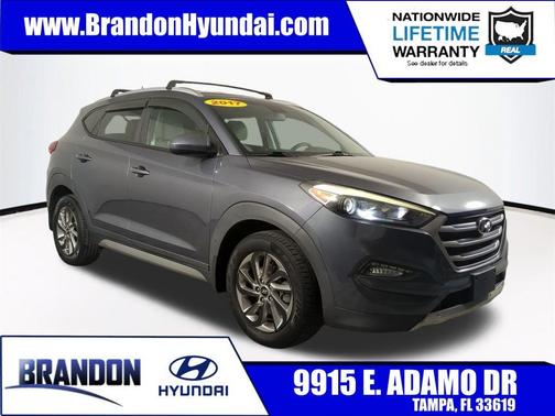 2017 Hyundai TUCSON SE