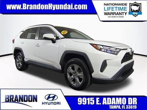 2022 Toyota RAV4 Hybrid XLE
