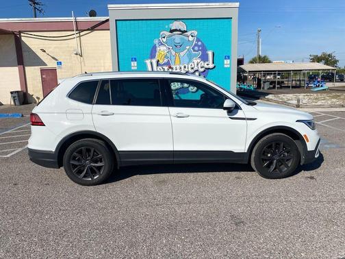 2024 Volkswagen Tiguan 2.0T SE 4MOTION