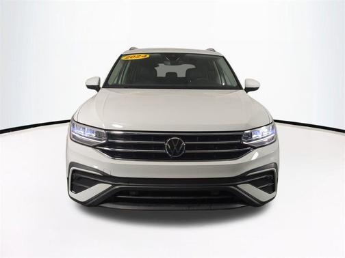 2024 Volkswagen Tiguan 2.0T SE 4MOTION