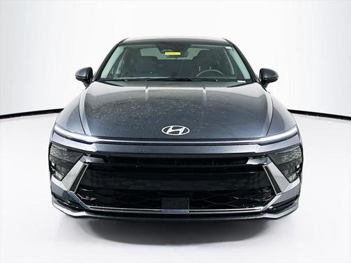 2025 Hyundai SONATA Hybrid SE