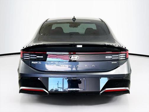 2025 Hyundai SONATA Hybrid SE