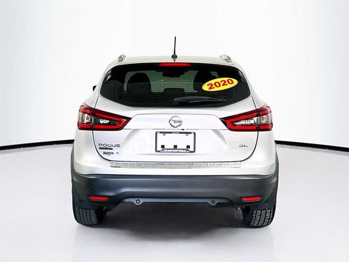 2020 Nissan Rogue Sport SL