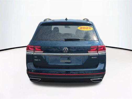 Blue Metallic 2021 Volkswagen Atlas 2.0T SE w/Technology 4MOTION