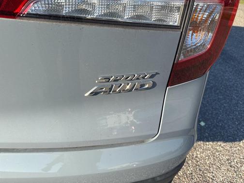 2022 Honda Pilot AWD Sport