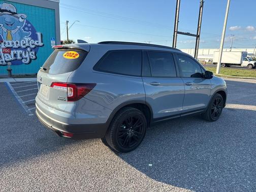 2022 Honda Pilot AWD Sport