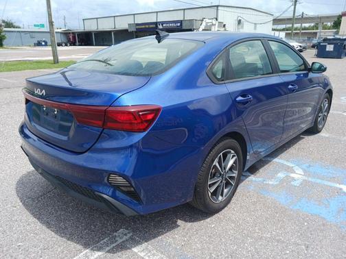 Deep Sea Blue 2024 Kia Forte LXS