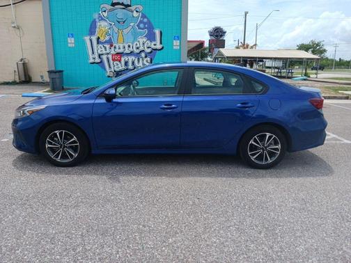 Deep Sea Blue 2024 Kia Forte LXS