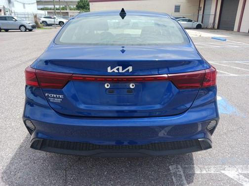 Deep Sea Blue 2024 Kia Forte LXS
