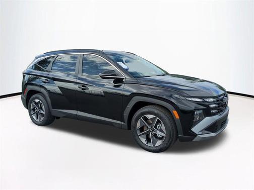 Phantom Black 2026 Hyundai TUCSON SEL Premium