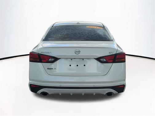 Pearl White Tricoat 2019 Nissan Altima 2.5 SV