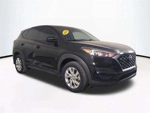 2021 Hyundai TUCSON SE