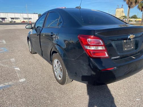 2017 Chevrolet Sonic LS