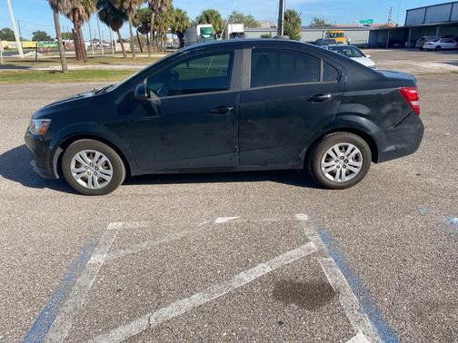 2017 Chevrolet Sonic LS