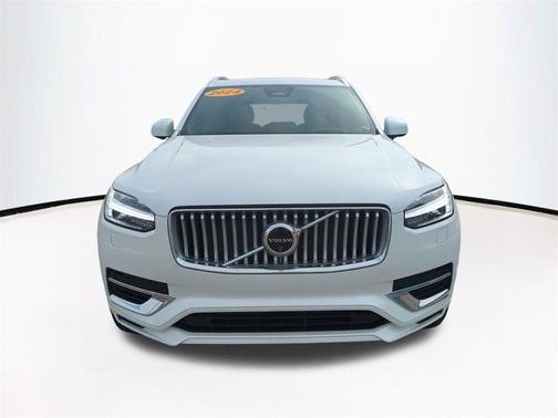 2024 Volvo XC90 Recharge Plug-In Hybrid T8 Ultimate Bright Theme 7-Seater
