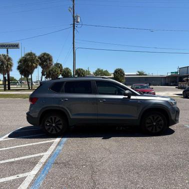 2022 Volkswagen Taos 1.5T S