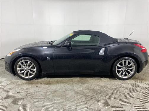 2012 Nissan 370Z Base