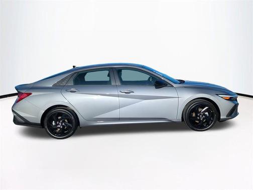 2026 Hyundai ELANTRA HEV SEL Sport