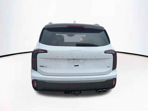 White Pearl 2023 Kia Telluride EX X-Line