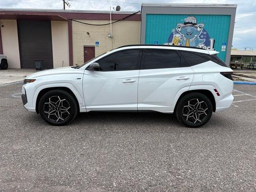 White Pearl 2024 Hyundai TUCSON Hybrid N Line