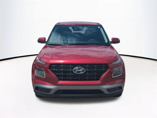 Ultimate Red 2025 Hyundai VENUE SE