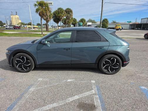 2022 Hyundai IONIQ 5 SE