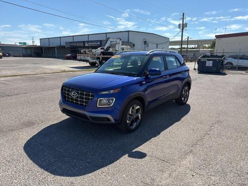 2024 Hyundai VENUE SEL