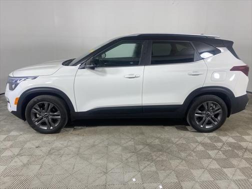 2022 Kia Seltos S