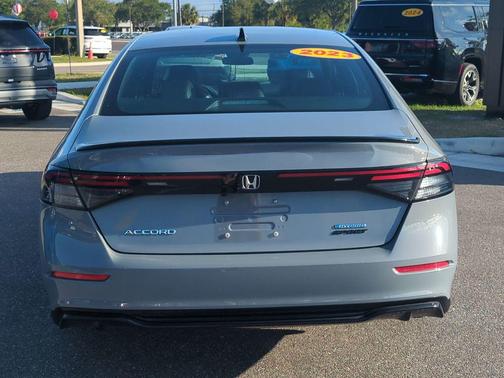 Urban Gray Pearl 2023 Honda Accord Hybrid Sport-L