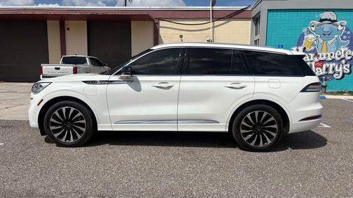 Pristine White Metallic Tri-Coat 2023 Lincoln Aviator Black Label Grand Touring AWD