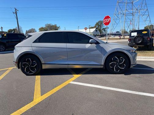 2024 Hyundai IONIQ 5 Limited