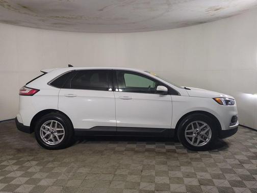 Oxford White 2024 Ford Edge SEL