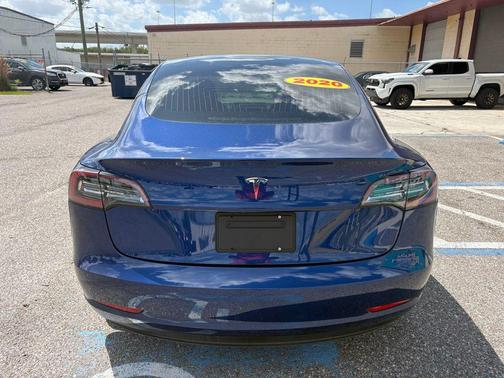 2020 Tesla Model 3 Standard Range Plus