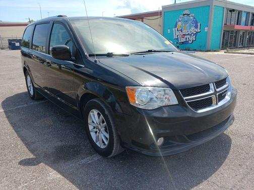Black Onyx Crystal Pearlcoat 2019 Dodge Grand Caravan SXT