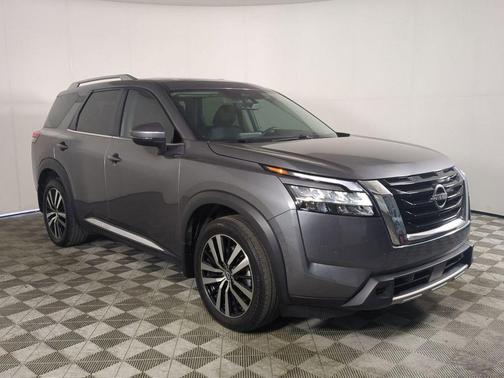 Gun Metallic 2024 Nissan Pathfinder Platinum 4WD