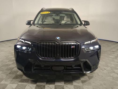 2024 BMW X7 M60i