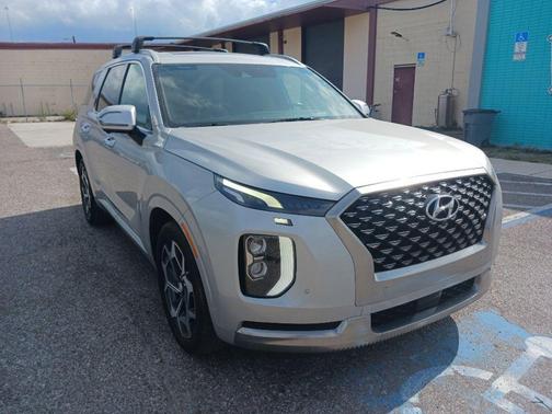 Typhoon Silver 2022 Hyundai PALISADE Calligraphy