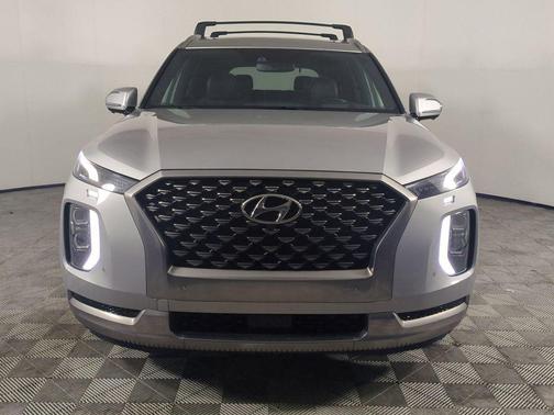 Typhoon Silver 2022 Hyundai PALISADE Calligraphy