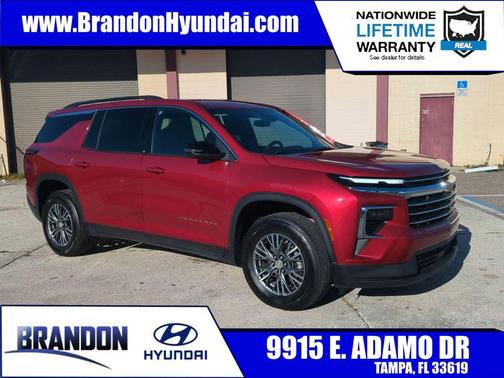 2025 Chevrolet Traverse LT