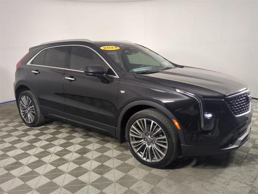 2024 Cadillac XT4 Premium Luxury