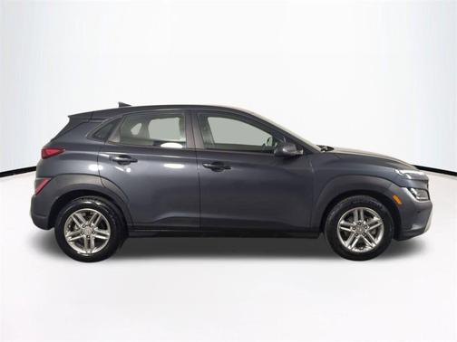 2022 Hyundai KONA SE