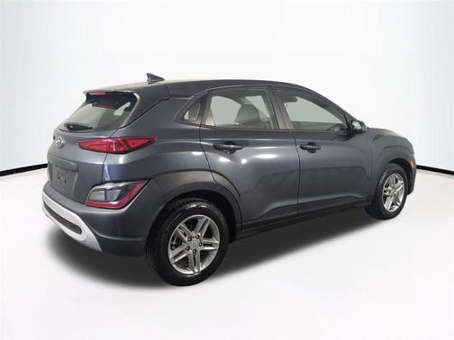 2022 Hyundai KONA SE