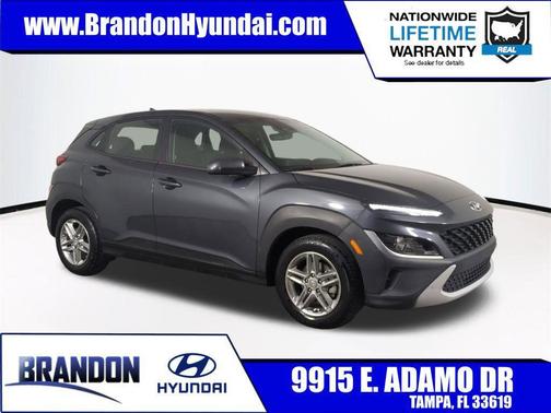 2022 Hyundai KONA SE