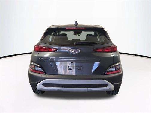 2022 Hyundai KONA SE