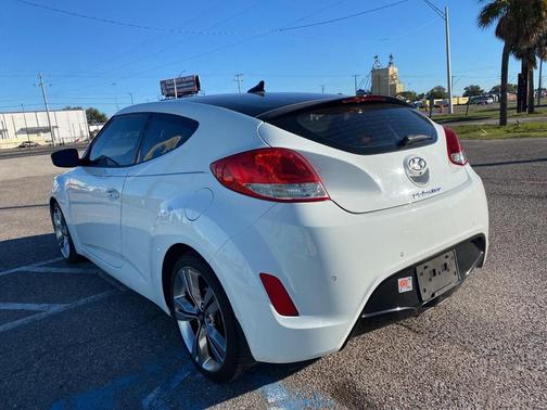 2012 Hyundai Veloster Base