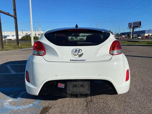 2012 Hyundai Veloster Base