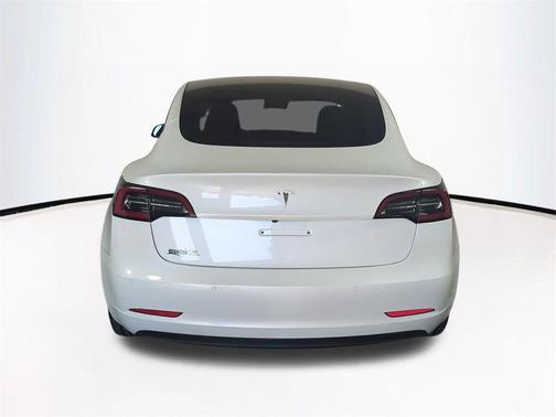2022 Tesla Model 3 Standard Range